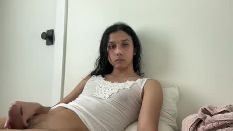 Snapshot of leonthetwink24 chatting on April 5, 7:55 pm leonthetwink24 online show from April 5, 7:55 pm