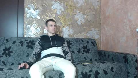 leoroman online show from October 23, 10:14 am