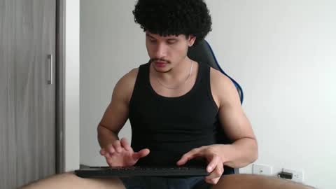 Snapshot of leostorm25 chatting on October 23, 6:17 pm leostorm25 online show from October 23, 6:17 pm