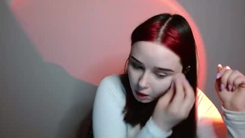 little secret online show from March 30, 4:02 am