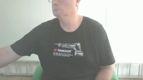 homquisgode online show from November 18, 9:36 am