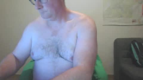 homquisgode online show from December 4, 1:09 pm