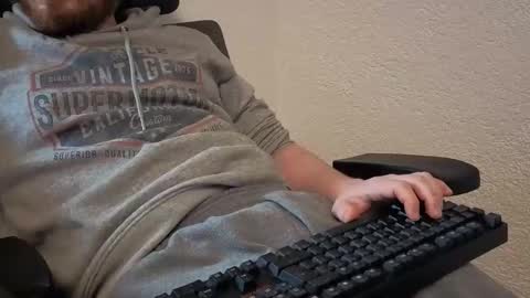 Leroy online show from November 25, 11:10 am