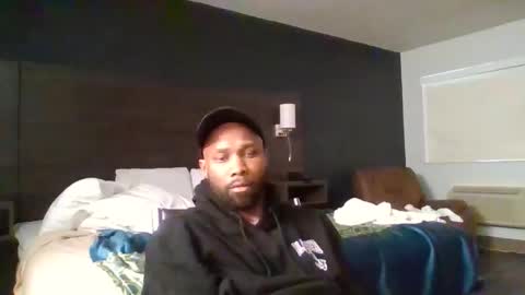 leroypageiii87 online show from April 26, 9:56 pm