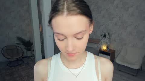 Snapshot of lesigrace chatting on April 2, 8:45 am Sanem online show from April 2, 8:45 am