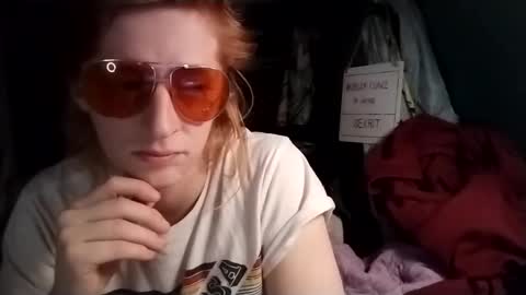 Snapshot of lesleygumgrass chatting on January 26, 6:59 am LesleyGumGrass- The Boring Trans girl online show from January 26, 6:59 am