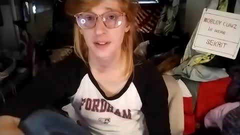 Snapshot of lesleygumgrass chatting on January 31, 5:53 pm LesleyGumGrass- The Boring Trans girl online show from January 31, 5:53 pm