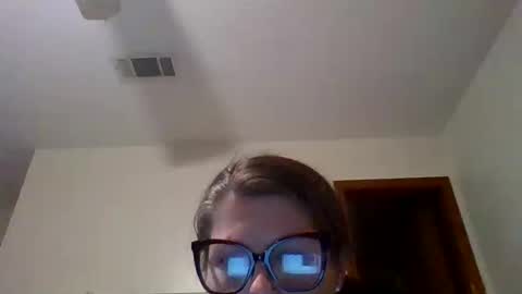 Snapshot of lesleymarie0404 chatting on October 11, 6:34 am lesleymarie0404 online show from October 11, 6:34 am