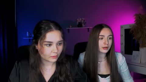 leslie_bird online show from October 1, 1:28 pm