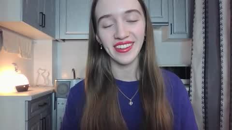  LESLIE   online show from September 29, 7:19 pm