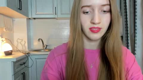  LESLIE   online show from October 7, 7:55 pm