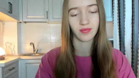  LESLIE   online show from November 20, 11:32 am