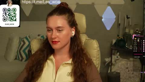 LeslieKorfs online show from October 18, 7:36 pm