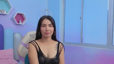 Lesly Palmer  online show from March 28, 11:43 am