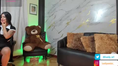 Snapshot of lesly_w chatting on November 5, 10:26 am I am here from Monday to Friday from 730 am to 130 pm Colombia time and saturday from 500 am to 1000 am .... Soon Blue page online show from November 5, 10:26 am