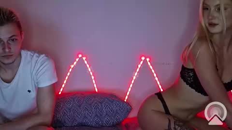 EmilyHale online show from February 7, 7:27 pm