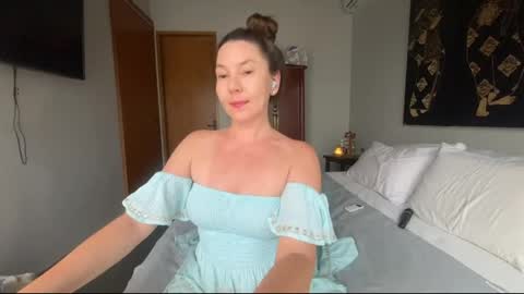 lessya_magic online show from June 8, 7:31 am