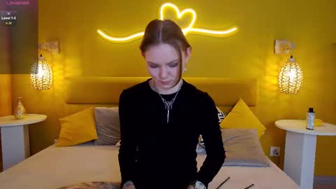 Lessy online show from September 15, 3:17 am