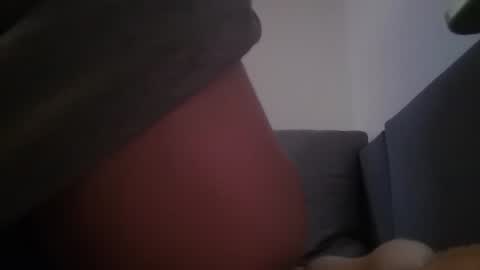 Snapshot of lestaro chatting on January 12, 8:36 am neoglo online show from January 12, 8:36 am