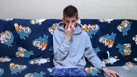 lester_broo online show from May 11, 9:56 pm