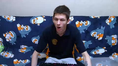 lester_broo online show from June 4, 3:01 am
