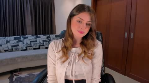 Snapshot of lesya_krutalevich chatting on April 24, 4:04 am lesya krutalevich online show from April 24, 4:04 am