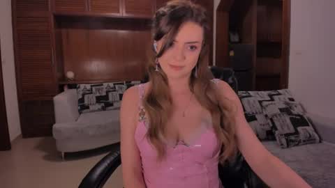 Snapshot of lesya_krutalevich chatting on July 29, 10:19 pm lesya krutalevich online show from July 29, 10:19 pm