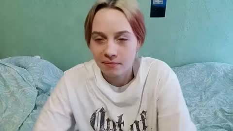 Snapshot of letitiaboteler chatting on December 4, 11:08 am letitiaboteler online show from December 4, 11:08 am