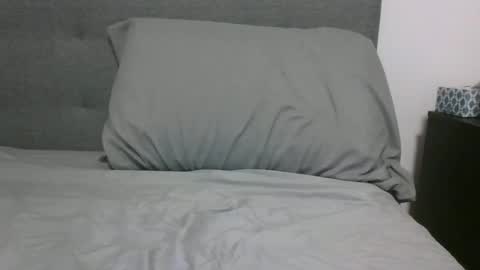 lets_play143 online show from October 2, 1:34 am