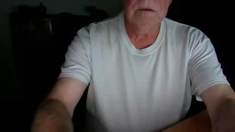 letscum2gether0 online show from May 15, 1:01 am