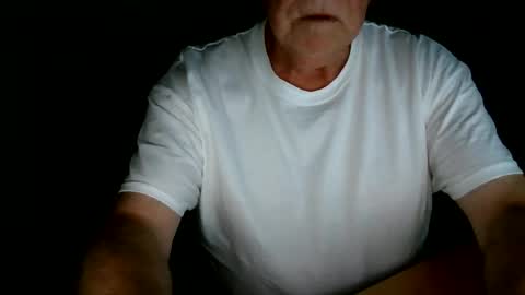 letscum2gether0 online show from July 4, 1:01 am