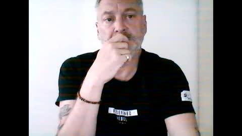 letshavefun2gether68 online show from May 24, 7:13 am