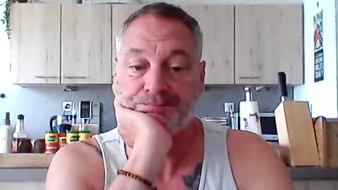 letshavefun2gether68 online show from July 19, 9:13 am