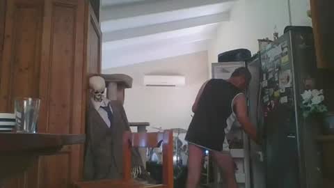 Snapshot of letsrockon chatting on December 29, 3:00 am Lets Rock online show from December 29, 3:00 am