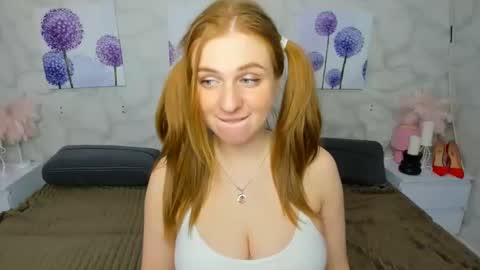 Snapshot of lettithefox chatting on March 11, 5:46 pm Letti online show from March 11, 5:46 pm