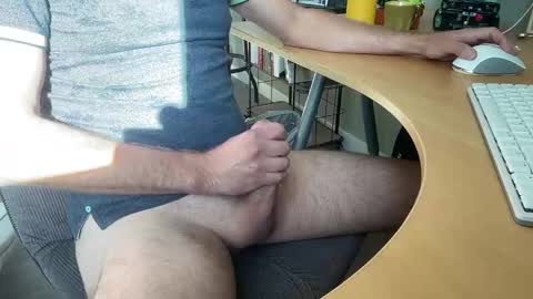 leukurrt online show from September 23, 8:17 am