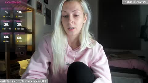 LeaVixx online show from December 17, 5:36 pm