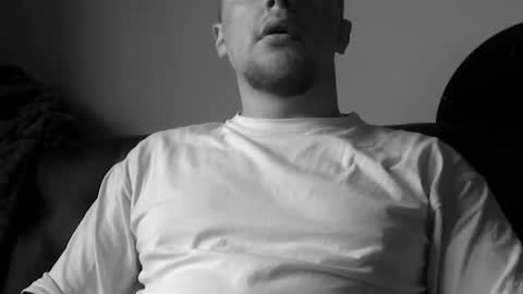 lev1ngston online show from December 3, 8:56 am