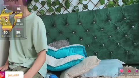Levi  online show from January 15, 2:02 pm