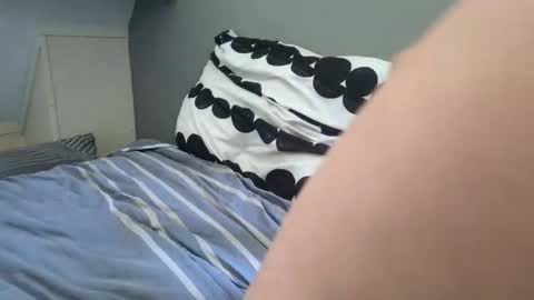 lewenzi online show from September 29, 1:38 pm