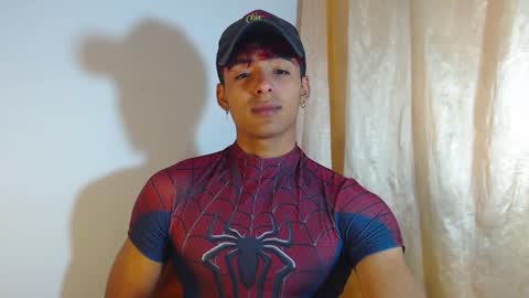 Snapshot of lewis_ly chatting on February 13, 3:52 pm i am lewis ly EDUARDO MEMDOZA15 online show from February 13, 3:52 pm