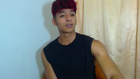 Snapshot of lewis_ly chatting on February 20, 5:13 pm i am lewis ly EDUARDO MEMDOZA15 online show from February 20, 5:13 pm