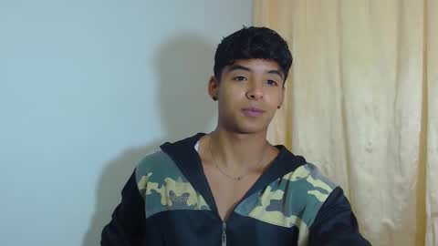 Snapshot of lewis_ly chatting on March 13, 2:56 pm i am lewis ly EDUARDO MEMDOZA15 online show from March 13, 2:56 pm