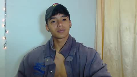 Snapshot of lewis_ly chatting on March 20, 3:28 pm i am lewis ly EDUARDO MEMDOZA15 online show from March 20, 3:28 pm