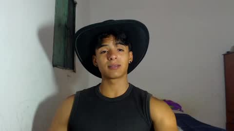 Snapshot of lewis_ly chatting on May 20, 6:47 pm i am lewis ly EDUARDO MEMDOZA15 online show from May 20, 6:47 pm