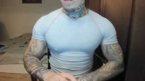 Snapshot of lewis_muscleee chatting on November 29, 9:07 pm blablablack online show from November 29, 9:07 pm