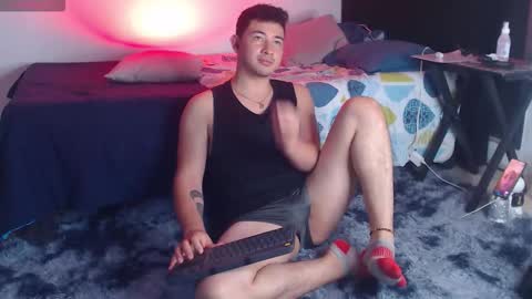 Snapshot of lex__miller chatting on March 5, 2:18 am lex__miller online show from March 5, 2:18 am