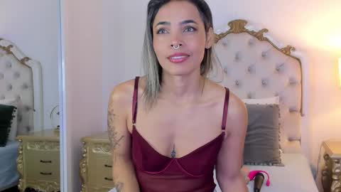    online show from February 3, 12:32 pm