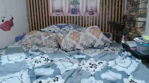 Snapshot of lexi818 chatting on November 30, 2:48 am lexianna online show from November 30, 2:48 am