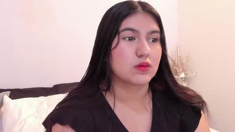 Snapshot of lexi_bloom chatting on March 1, 10:50 am Gabrielle online show from March 1, 10:50 am
